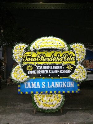 Papan Bunga Duka di Yiginua
